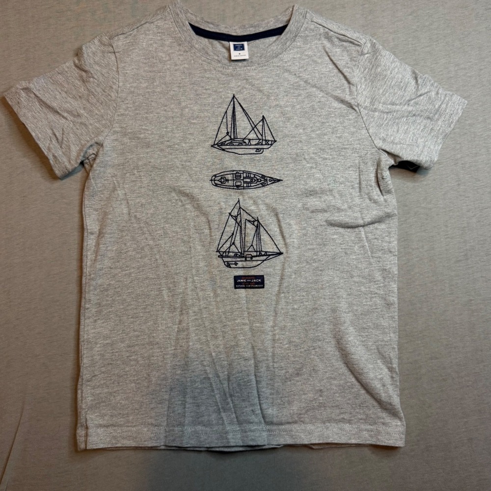 Janie and Jack Boys Gray Sailboat Embroidered Graphic T-Shirt Size 6 Cotton Tee